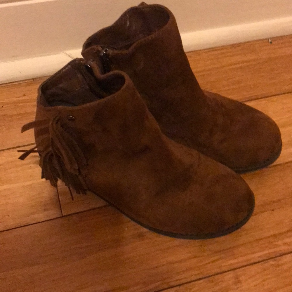 Girls Boots